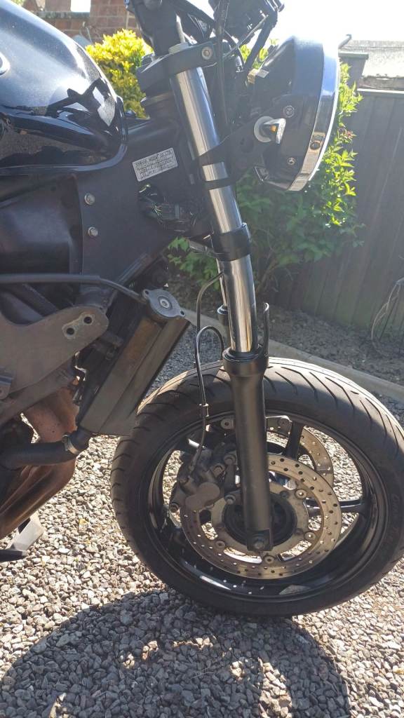 YAMAHA   2011    XJ600  