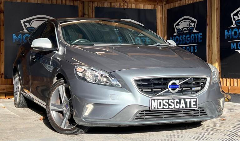 2015 Volvo V40 D2 R DESIGN 5dr HATCHBACK DIESEL Manual
