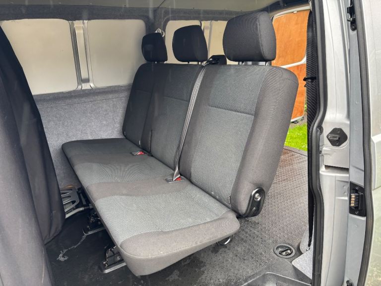 VW T6 second row triple seat and load mat