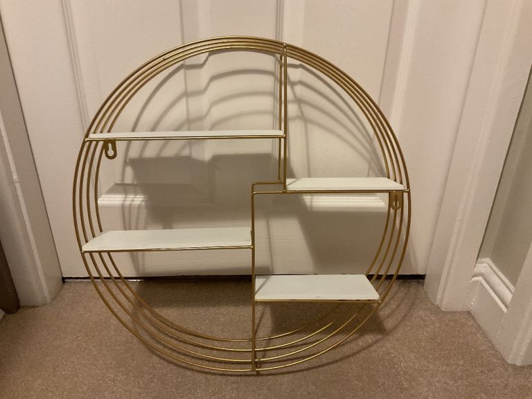 Gold and white wood and wire round display / shelf unit 