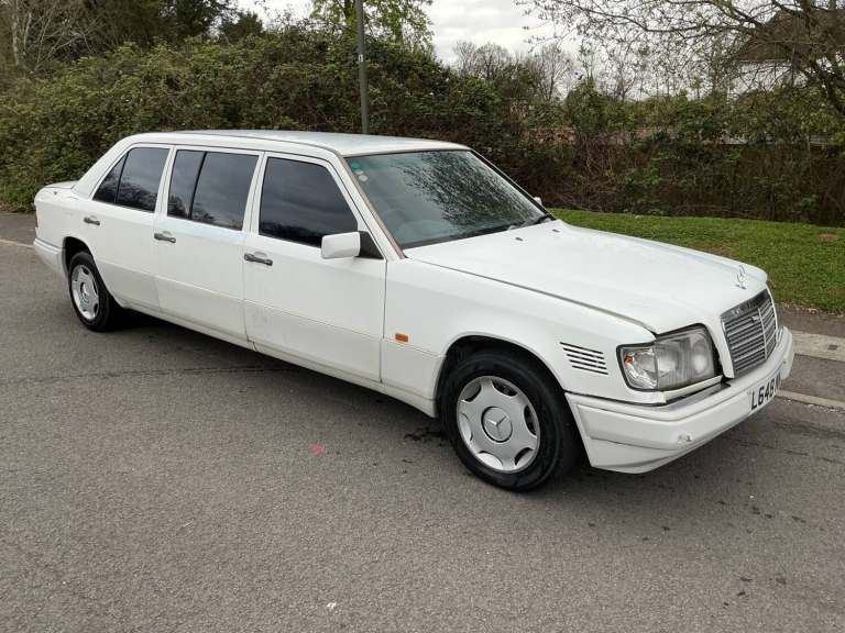 1994 Mercedes-Benz E Class E250 D 6 Door Auto 8 Seat Limousine Diesel Automatic