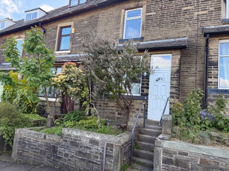 3 Bedroom House VGC Condition £895 Nelson BB95HA