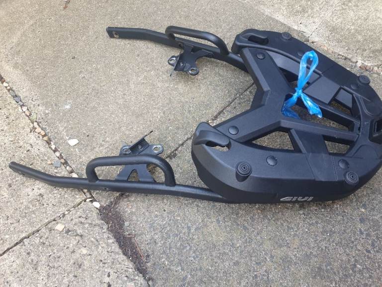 vfr800fi Givi rack