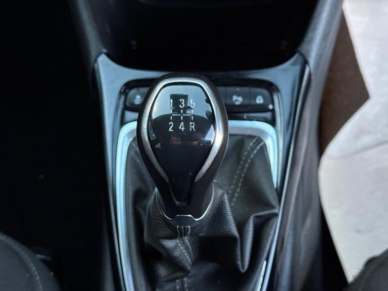 2018 Vauxhall Crossland X 1.2 SE Euro 6 5dr HATCHBACK Petrol Manual