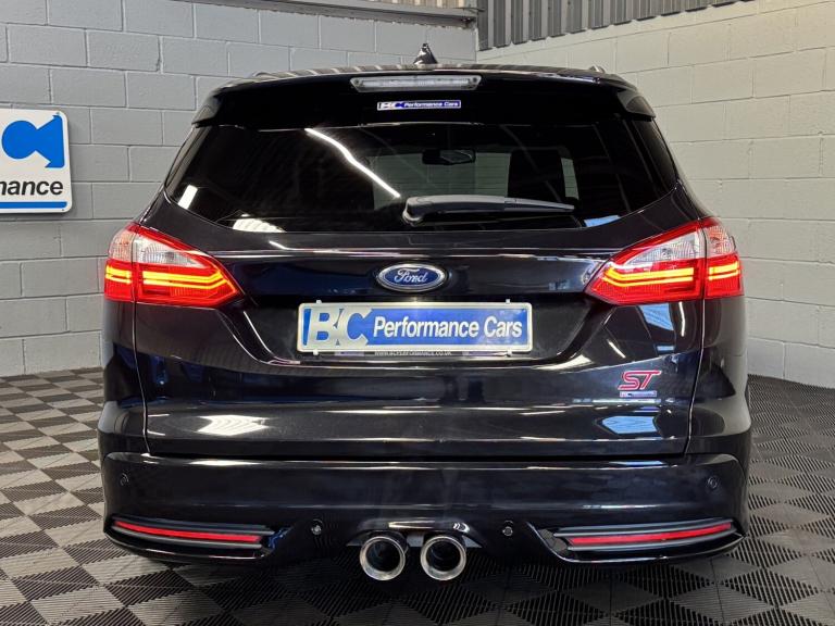FORD FOCUS 2.0 T EcoBoost ST-3 Black Manual Petrol 2013