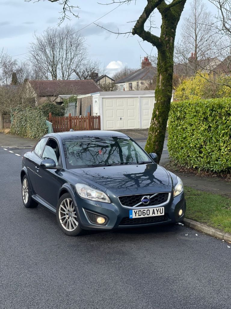 2011 VOLVO C30 1.6 DIESEL LUX COUPE 3DR FACELIFT X2 KEYS TOP SPEC