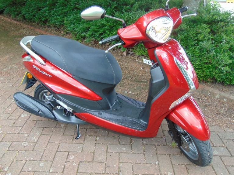 Yamaha Delight 125 2021 Automatic learner for CBT scooter lightweight economical
