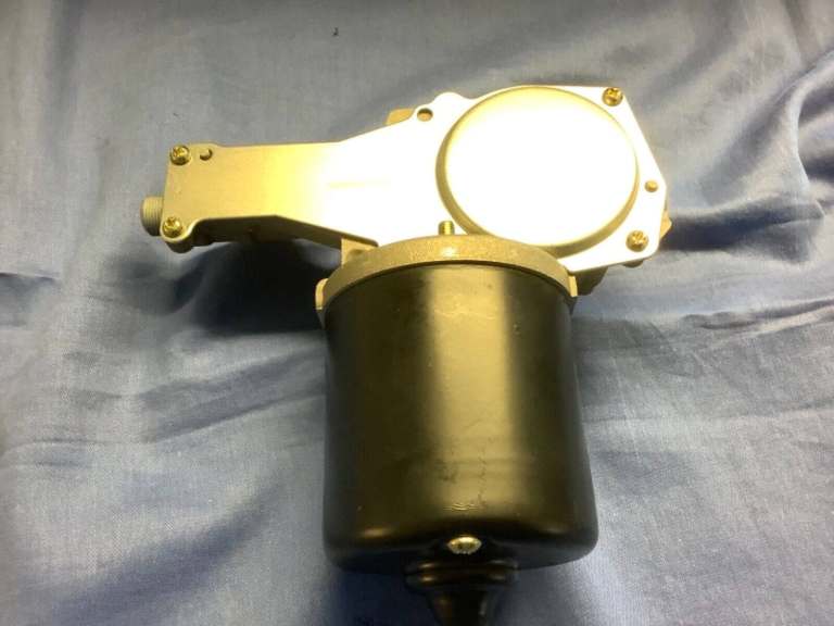 REBUILT GENINE WIPER MOTOR FOR LAND ROVER DEFENDER 1983 - 2016