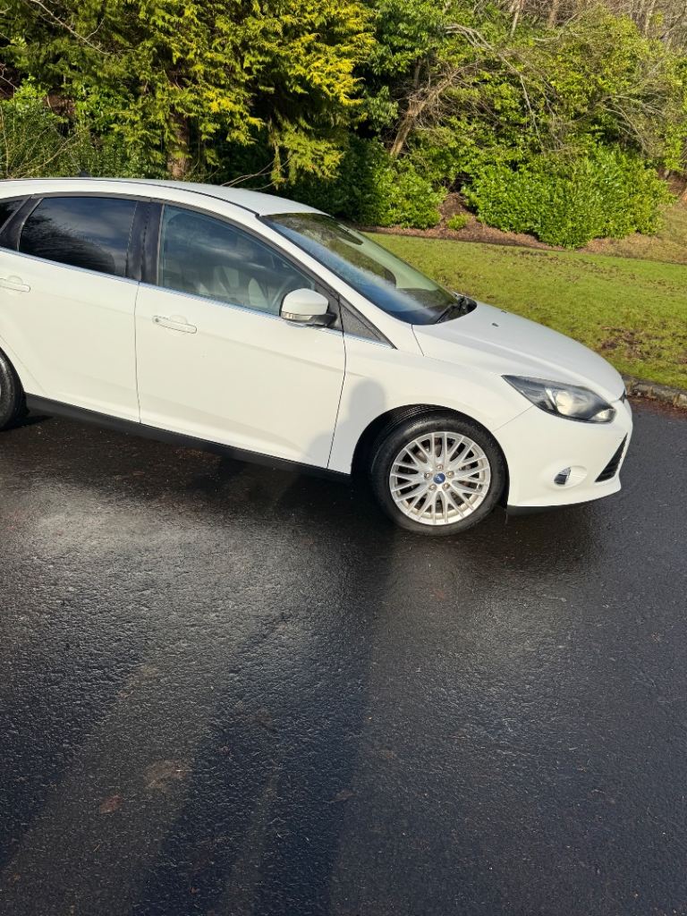 Ford, FOCUS, Hatchback, 2013, Manual, 998 (cc), 5 doors