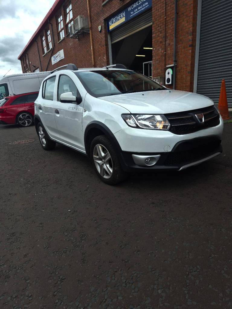 Dacia, SANDERO STEPWAY, Hatchback, 2015, Manual, 1461 (cc), 5 doors