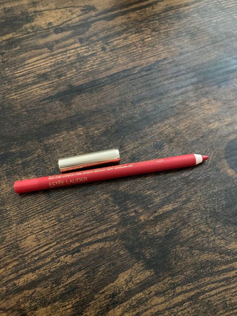 Estee Lauder Double Wear Lip Liner 018 Red