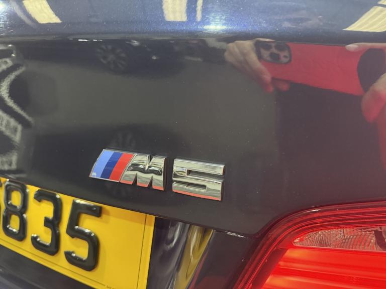 BMW M5 4.4 M5 Saloon 2011