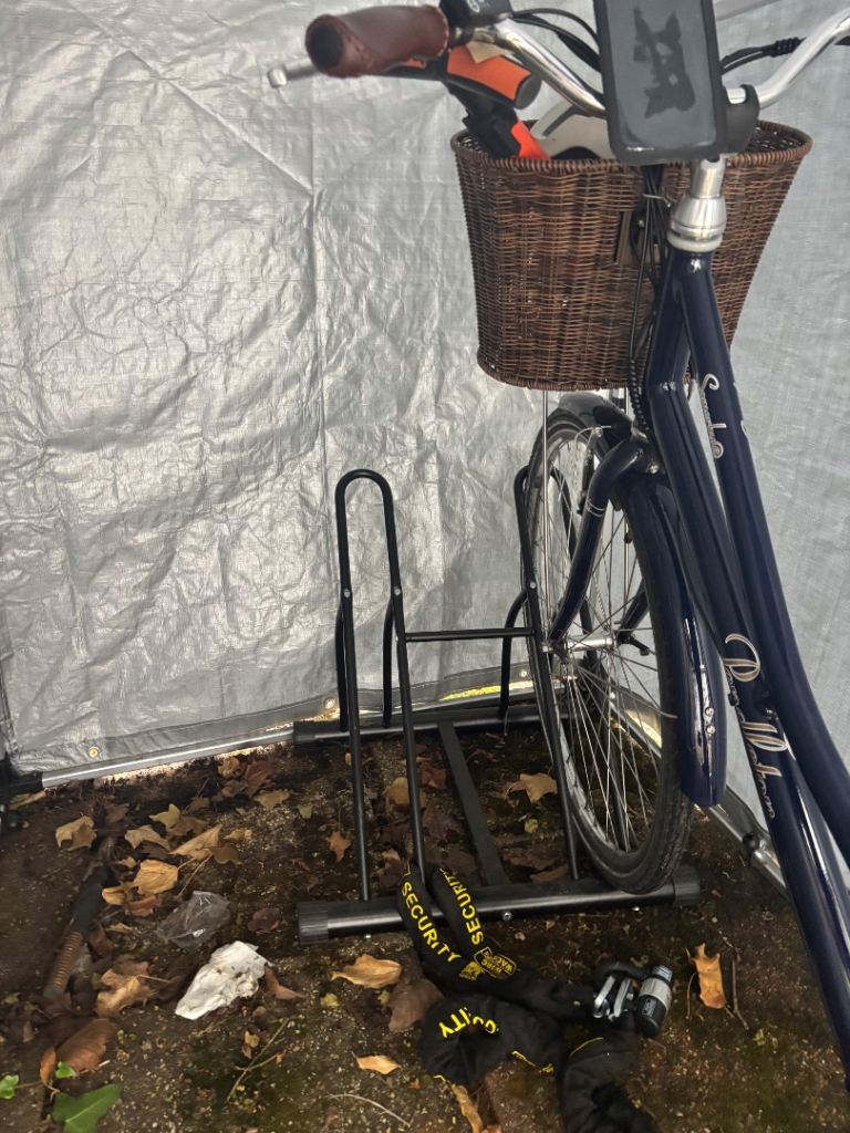 Bike portable shed / tent & Rack!