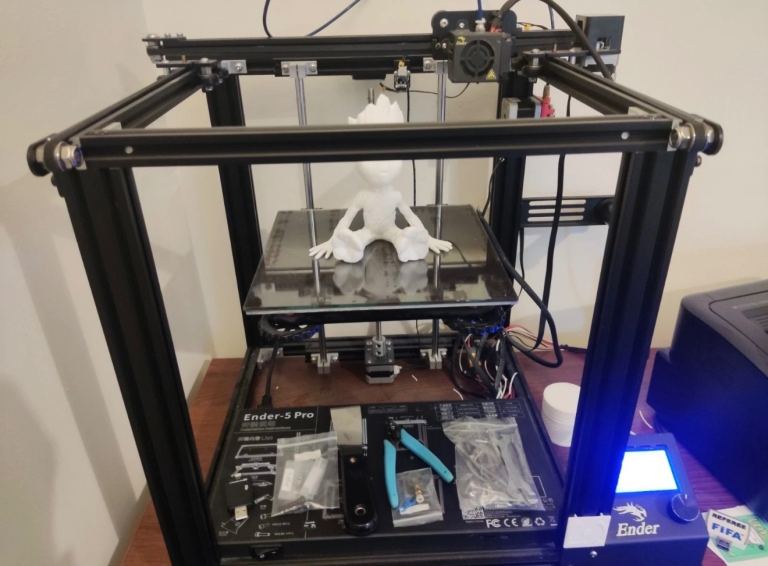 Ender 5 pro 3d printer