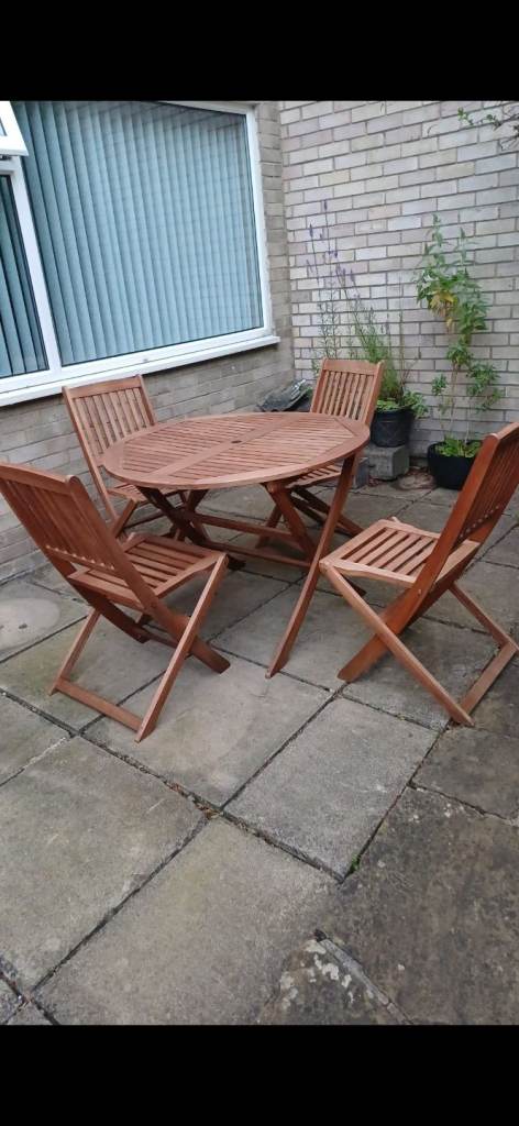 Garden table with 4 chairs