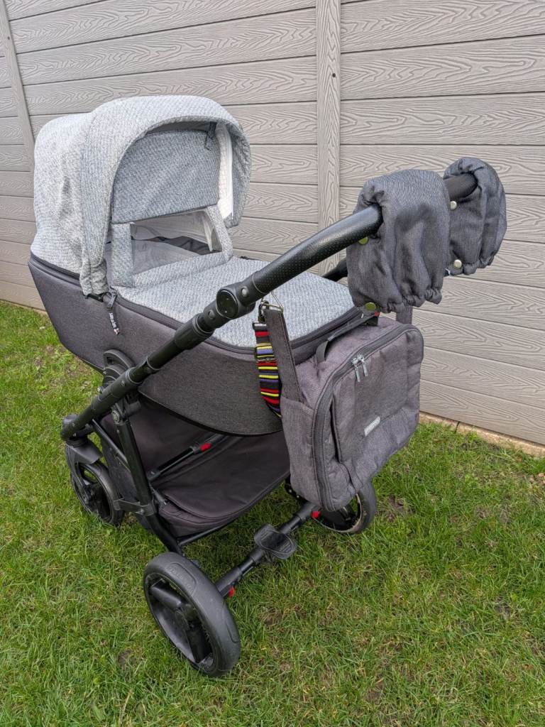 Meego santini travel system 