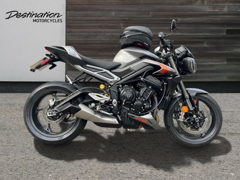 2023 Triumph STREET TRIPLE RS silver 6 Speed Manual