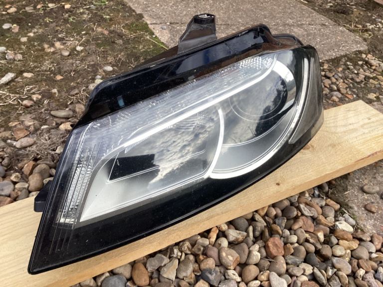 Audi A3 sport back xexon 2011 N/S headlight complete 