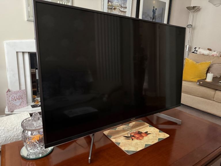Sony Smart TV 43”