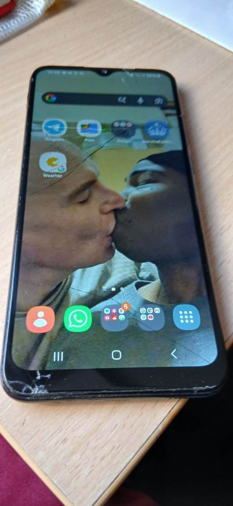 Samsung Galaxy A04e 32GB Black Dual SIM SM-A042F ( Read FULL description)