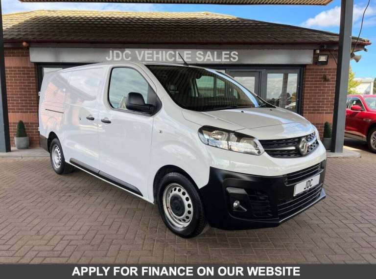 2022 Vauxhall Vivaro 2900 1.5d 100PS Dynamic H1 Van PANEL VAN DIESEL Manual