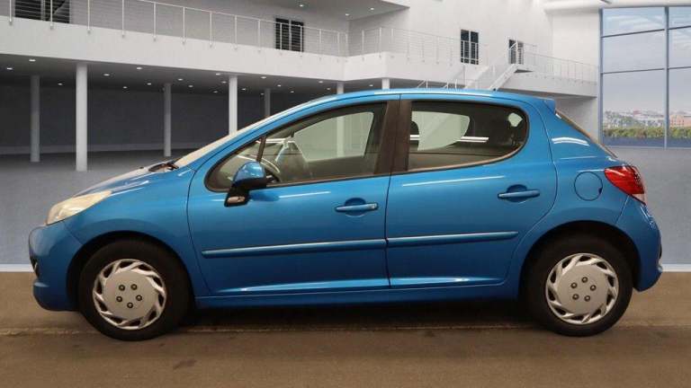 2012 Peugeot 207 1.4 Active 5dr HATCHBACK PETROL Manual