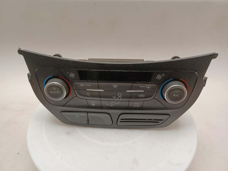 Ford Kuga A/C Heater Control Panel 2012-2019 Gj5t18c612bj