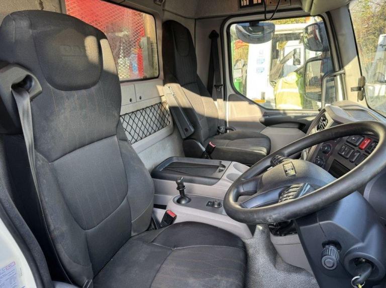 2021 DAF LF-260 SKIP LOADER