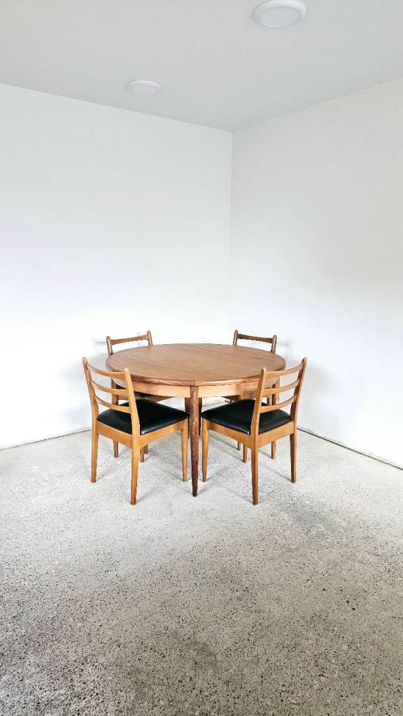Gplan extending table & 4 schreiber chairs