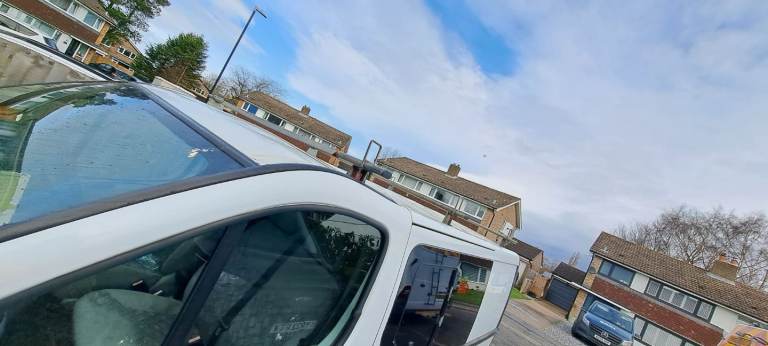 Vauxhall vivaro, Nissan Primastar, Renault Traffic roof bars 3 set.