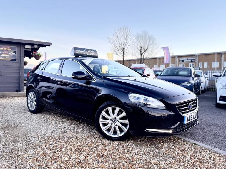 2015 Volvo V40 D3 SE Lux Nav 5dr HATCHBACK Diesel Manual