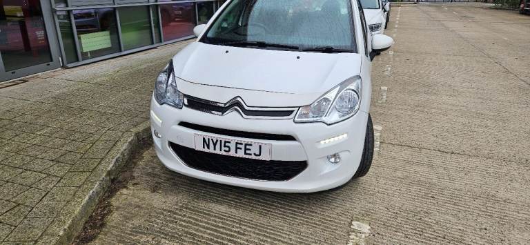 Citroen, C3, Hatchback, 2015, Manual, 1199 (cc), 5 doors