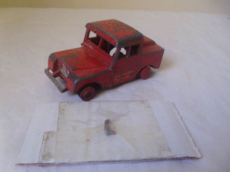 DINKY TOYS LAND ROVER MERSEY TUNNEL POLICE,MODEL NO 255, 1950'S.
