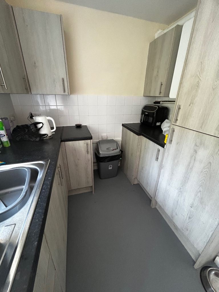 1 bed semi detached bungalow in Bevendean