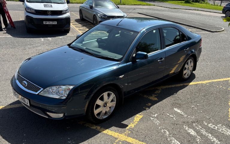 Mondeo ghia X. 2.0 tdci manual
