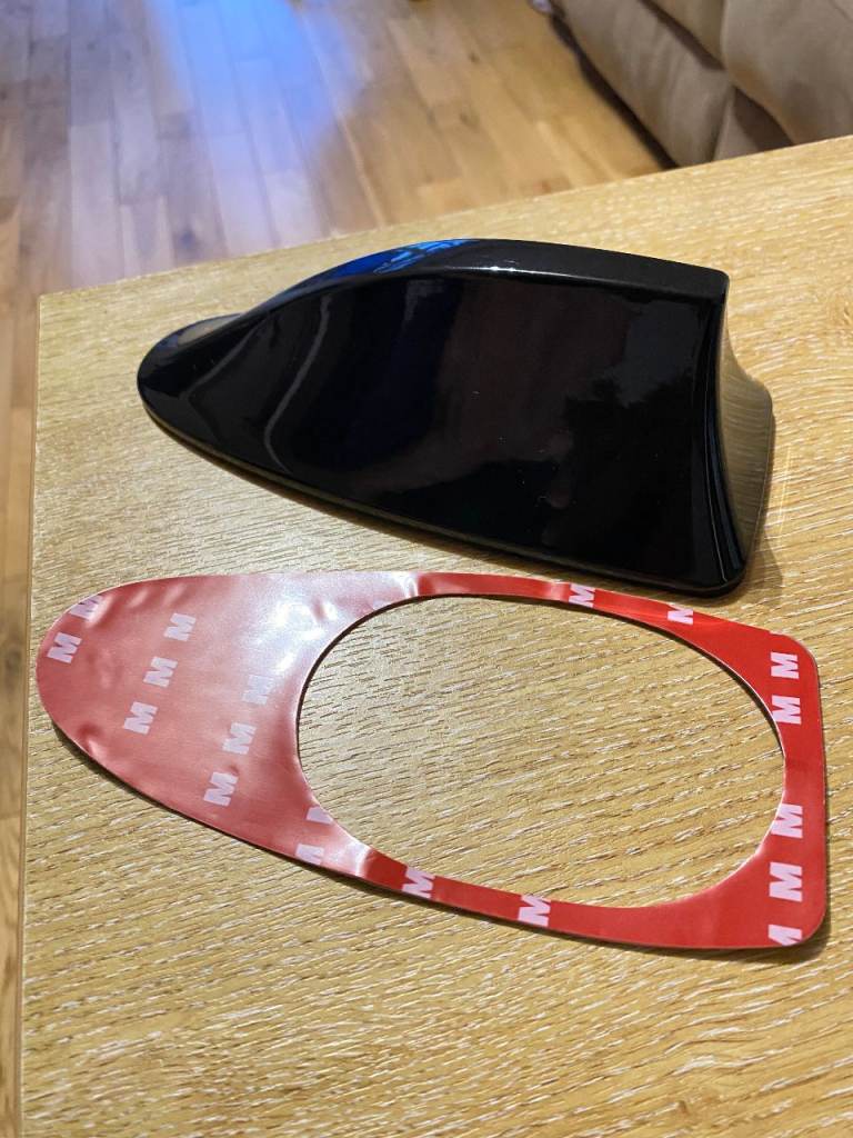 Black Car Roof Shark Fin Aerial