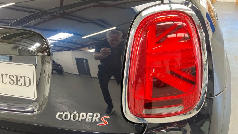 2022 MINI Hatch 2.0 Cooper S Exclusive 3dr Auto Petrol Hatchback Hatchback Petrol Automatic