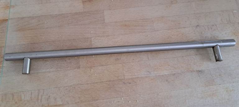 Kitchen cabinet handles