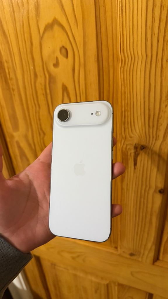 iPhone Air - 256GB Unlocked
