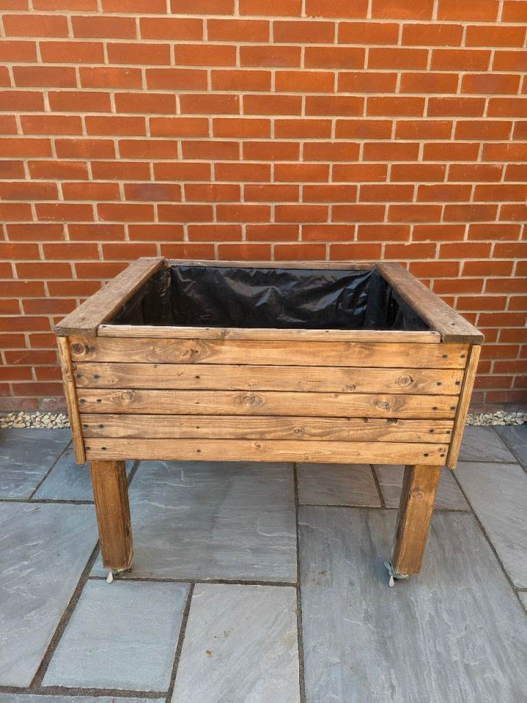 Vegetable planter/trough 