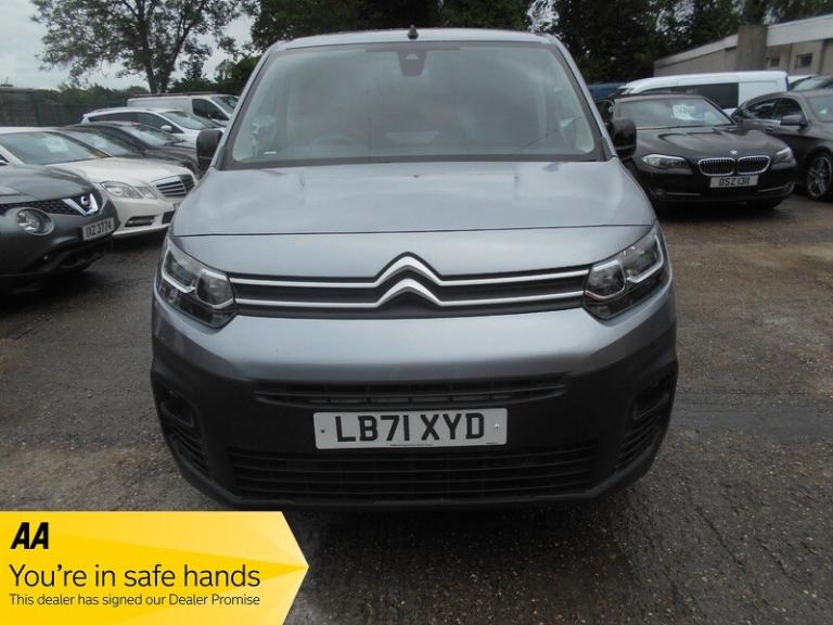 Citroen Berlingo 2021 950 DRIVER PRO XL BLUEHDI S/S LOW MILEAGE AUTOMATIC NO VAT