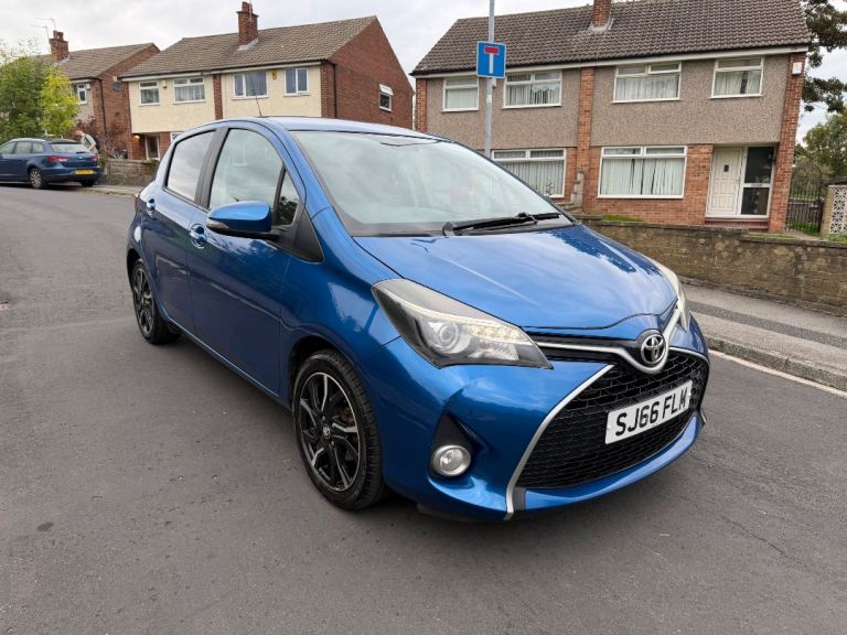 Toyota Yaris 1.3 Design VVT-i 5 Door