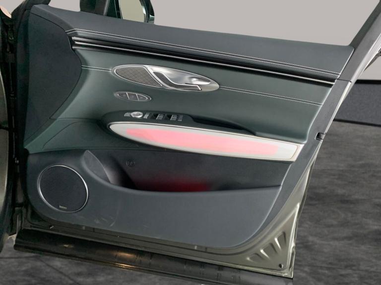 2024 Genesis GV70 360kW Sport 77kWh 5dr Auto AWD MPV ELECTRIC Automatic