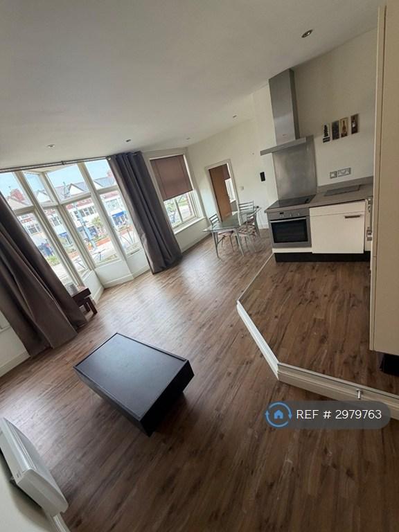 1 bedroom flat in St Annes Chambers, Lytham St Annes, FY8 (1 bed) (#2979763)