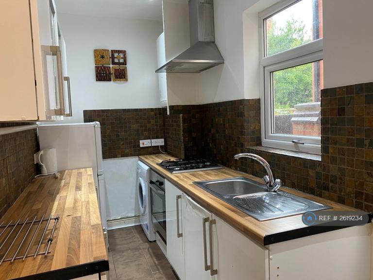 3 bedroom house in Off London Road, Leicester, LE2 (3 bed) (#2619234)