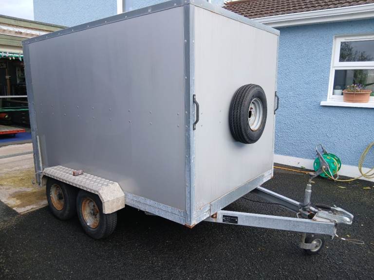 Box trailer 8x5 