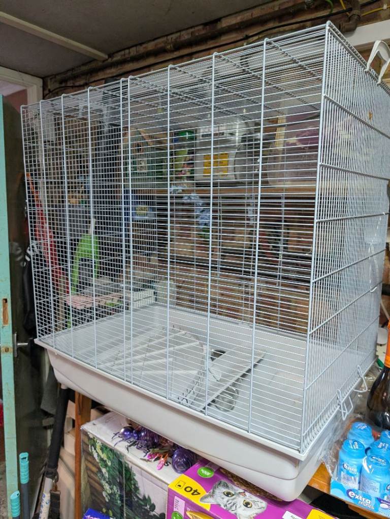 Nearly new small pet cage