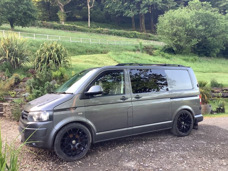 Volkswagen, TRANSPORTER T5.1 KOMBI 6 SEATER, 140 TDI, 2010, Manual, 1968 (cc)