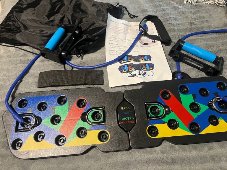 20 in 1 Press Up Board with Resistance Bandw (Brand New)