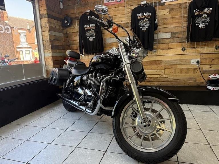 Triumph Bonneville America 865 865  Custom Cruiser 